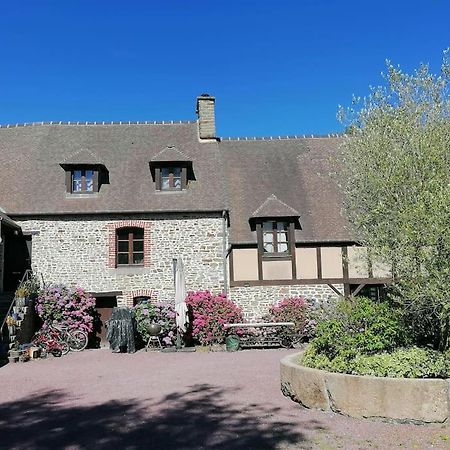 Sunset Family Guesthouse Mont Saint Michel Ceaux Bagian luar foto